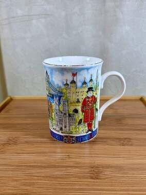 JAMES SADLER THAMESIDE Fine China CEDAR Mug‎
